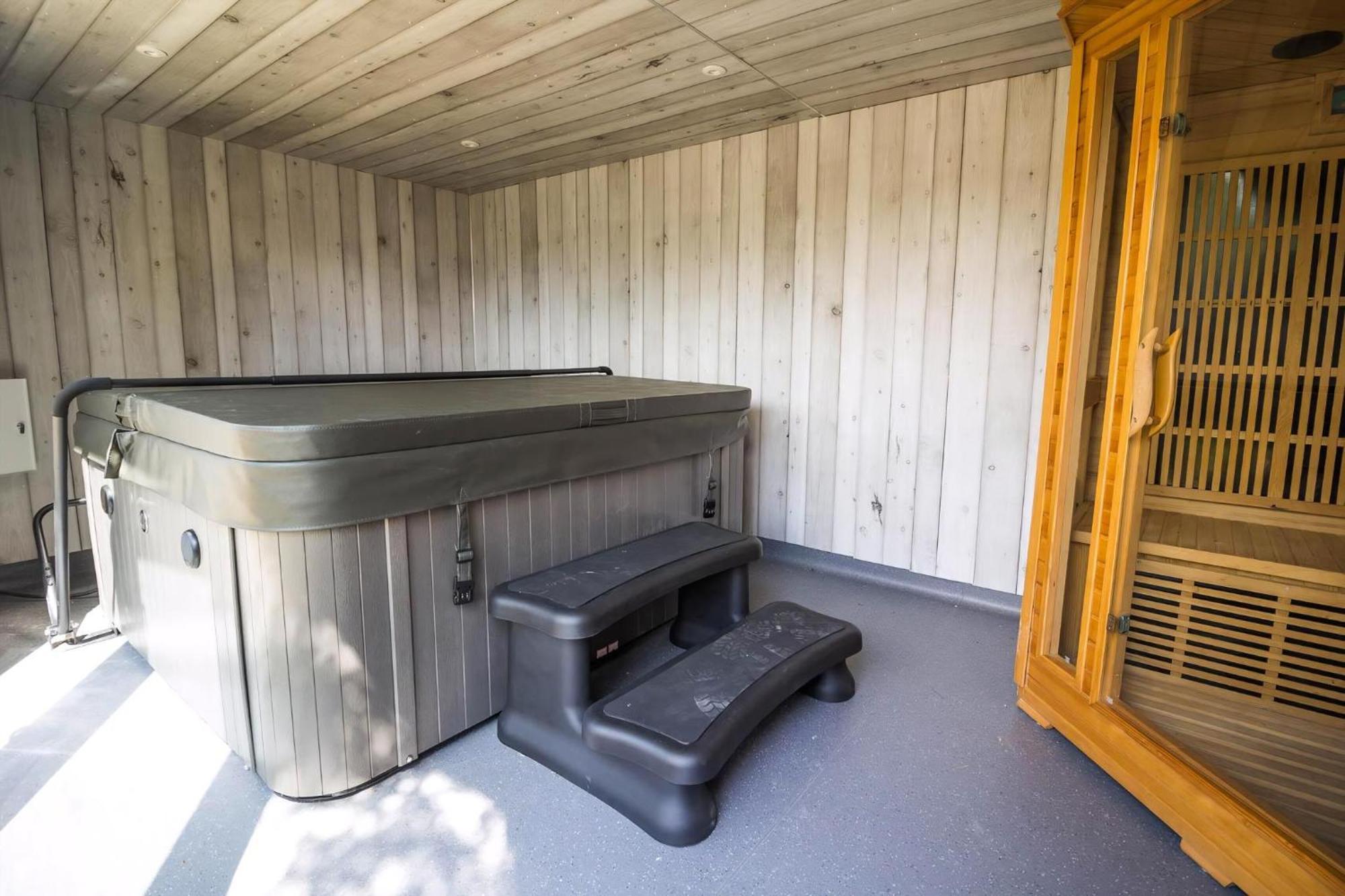Lessingham Stunning Cottage With A Private Hot Tub And Sauna In Norfolk Ref 99003Ac מראה חיצוני תמונה
